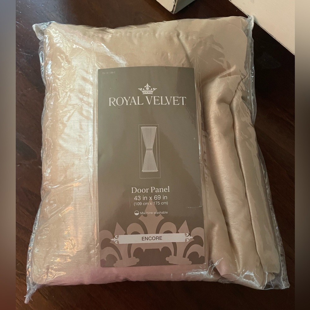 Royal Velvet Door Panel 43” x 69” New Without Tags